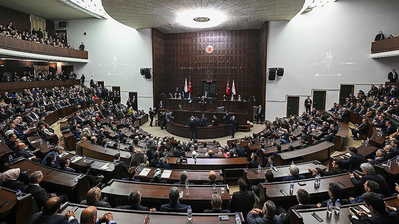 AK Parti'ye 3 yeni vekil katılacak! Bir tanesi önemli bir partinin eski grup başkanvekili