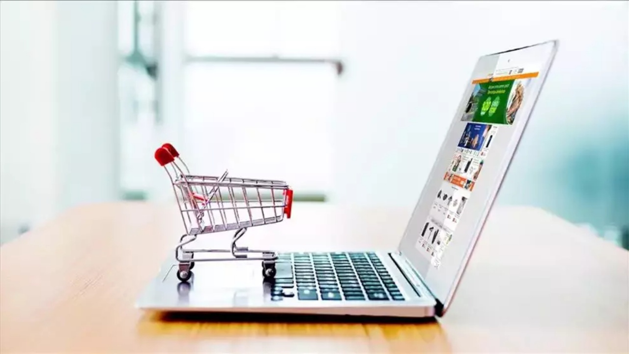 İnternetten alışveriş yapanları ilgilendiriyor! Yurt dışından gümrüksüz alışveriş dönemi resmen bitti! 30 Euro limiti de kaldırıldı