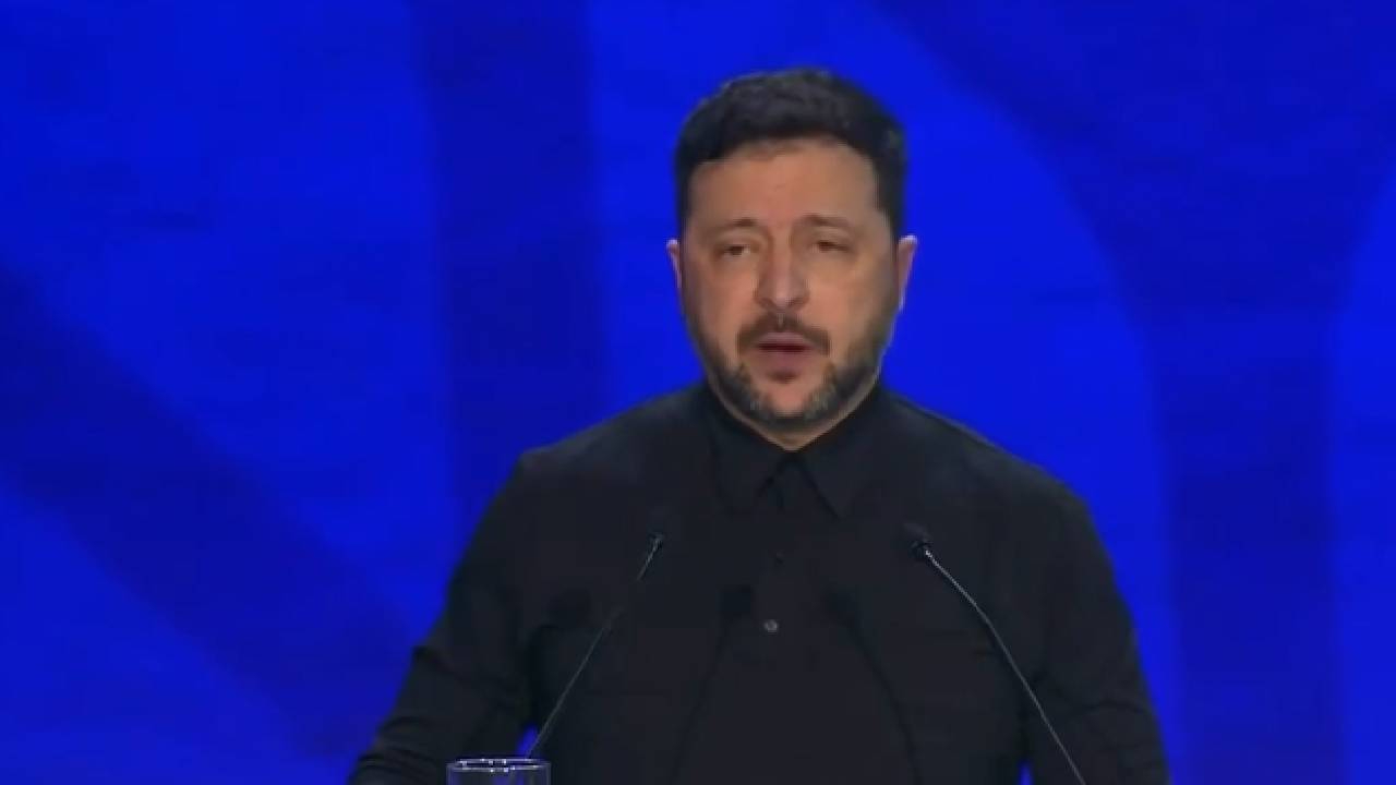 Zelenski'nin ayarları kaçtı! Kıbrıs'ta Türkiye'yi işgalci olarak suçladı