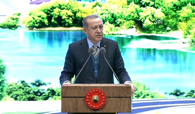 Erdoğan'dan Mimarlar Odası'na tepki: "İstediğiniz kadar çırpının, o AKM binası yapılacak!"