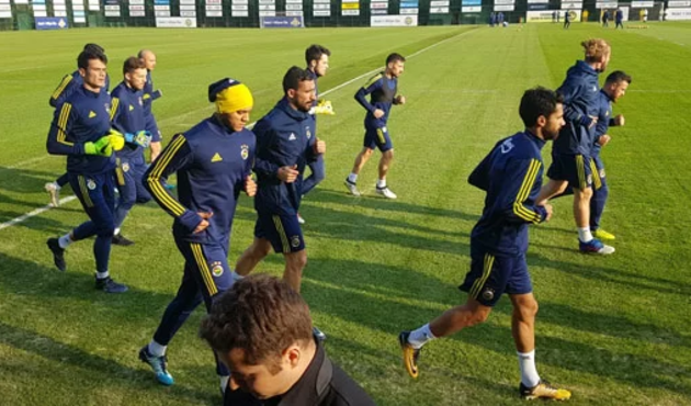 F.Bahçe'de kadro dışı kalacak isimler belli oldu!