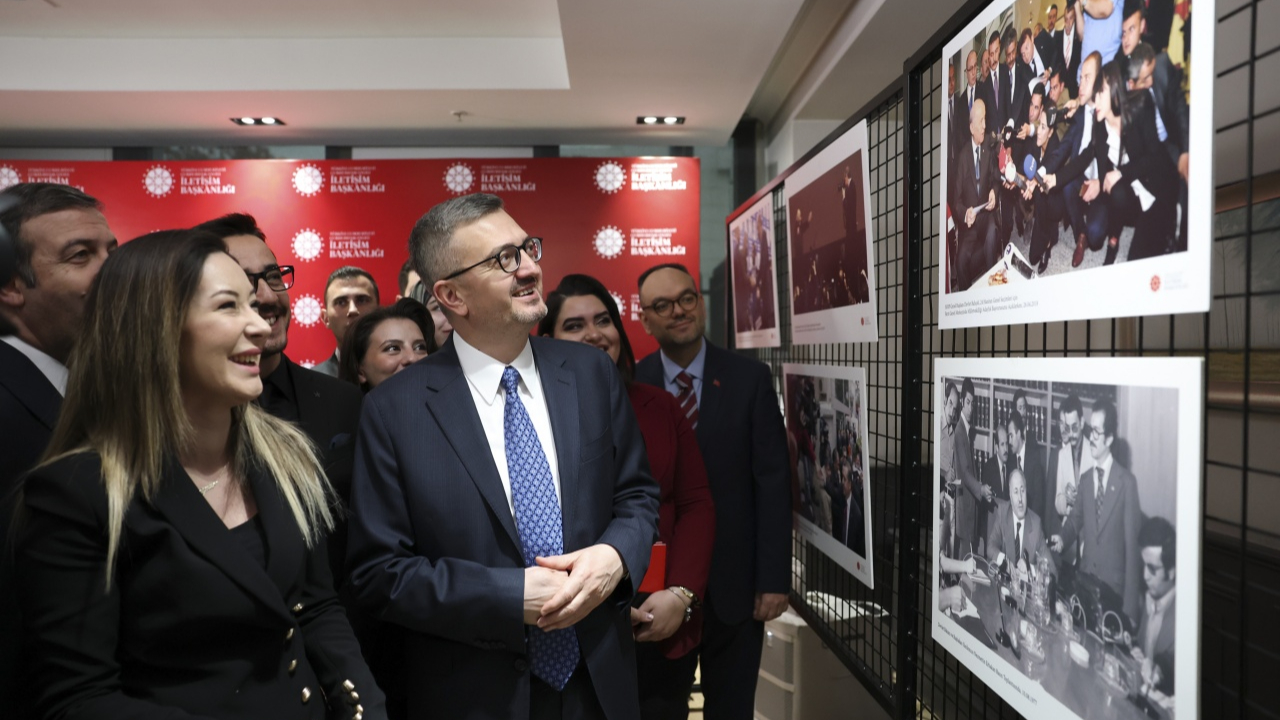 “Gazeteciliğin Yolculuğu” sergisi açıldı! İletişim Başkanı Burhanettin Duran: Gazeteciler sadece haber yazmadı, tarihe tanıklık eden vesikalar bıraktı