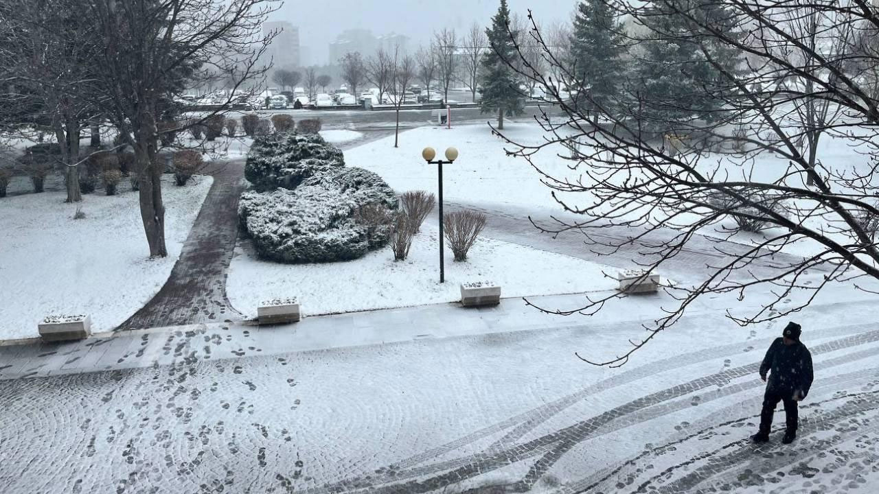 Ankara'da kar yağışı ne kadar sürecek? Kaç saat sürecek?