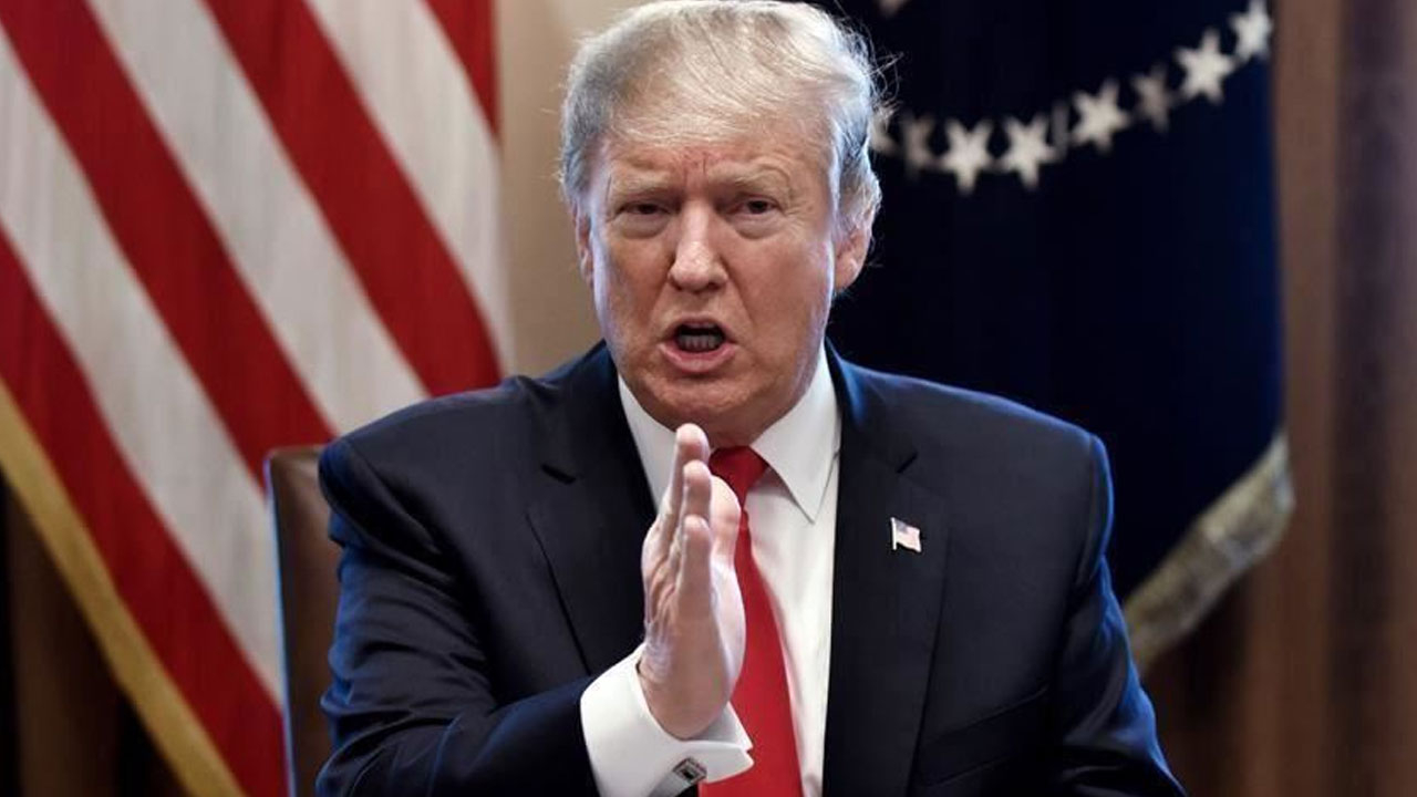 Trump'tan, İran'daki protestoculara: İranlı vatanseverler, protestolarınıza devam edin, yardım yolda