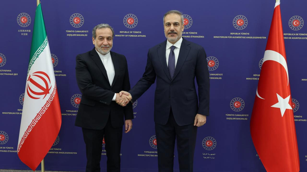 Dışişleri Bakanı Hakan Fidan İranlı mevkidaşı ile görüştü