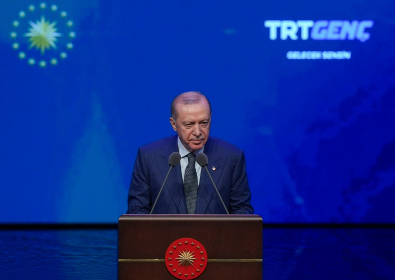 Cumhurbaşkanı Erdoğan TRT'ye öyle bir uyarı yaptı ki: Siz onlara uymayın