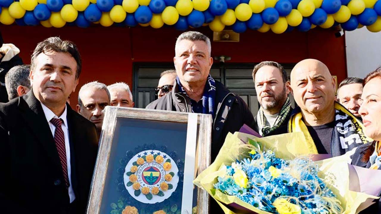 Sadettin Saran eleştirilere rağmen okul ziyaretlerine devam ediyor! Eğitimciler tepki göstermişti