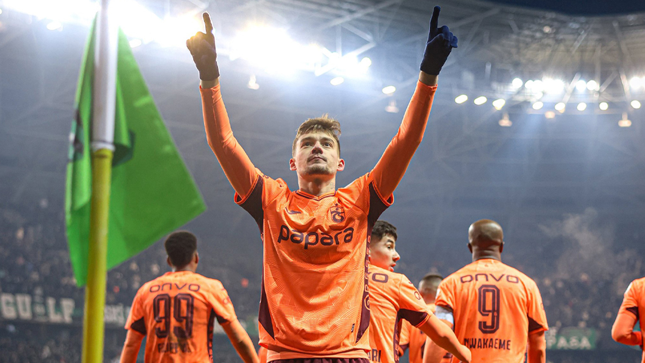 Trabzonspor deplasmanda Kocaelispor'u yendi