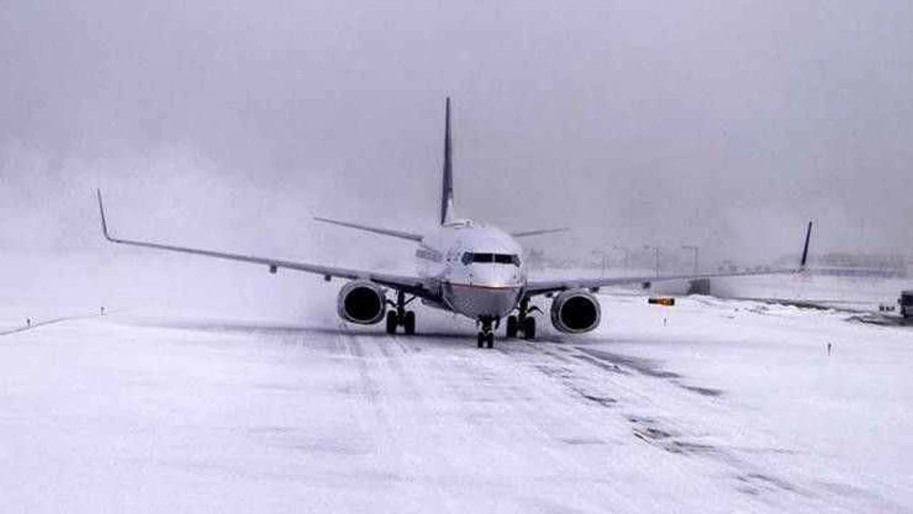 Kar her yeri felç etti! İstanbul’da hava durumu krizi: 38 sefer iptal edildi