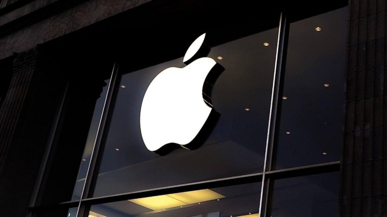 Kurucusu 15 yıl önce öldü! Apple yine dünyanın en değerli markası oldu