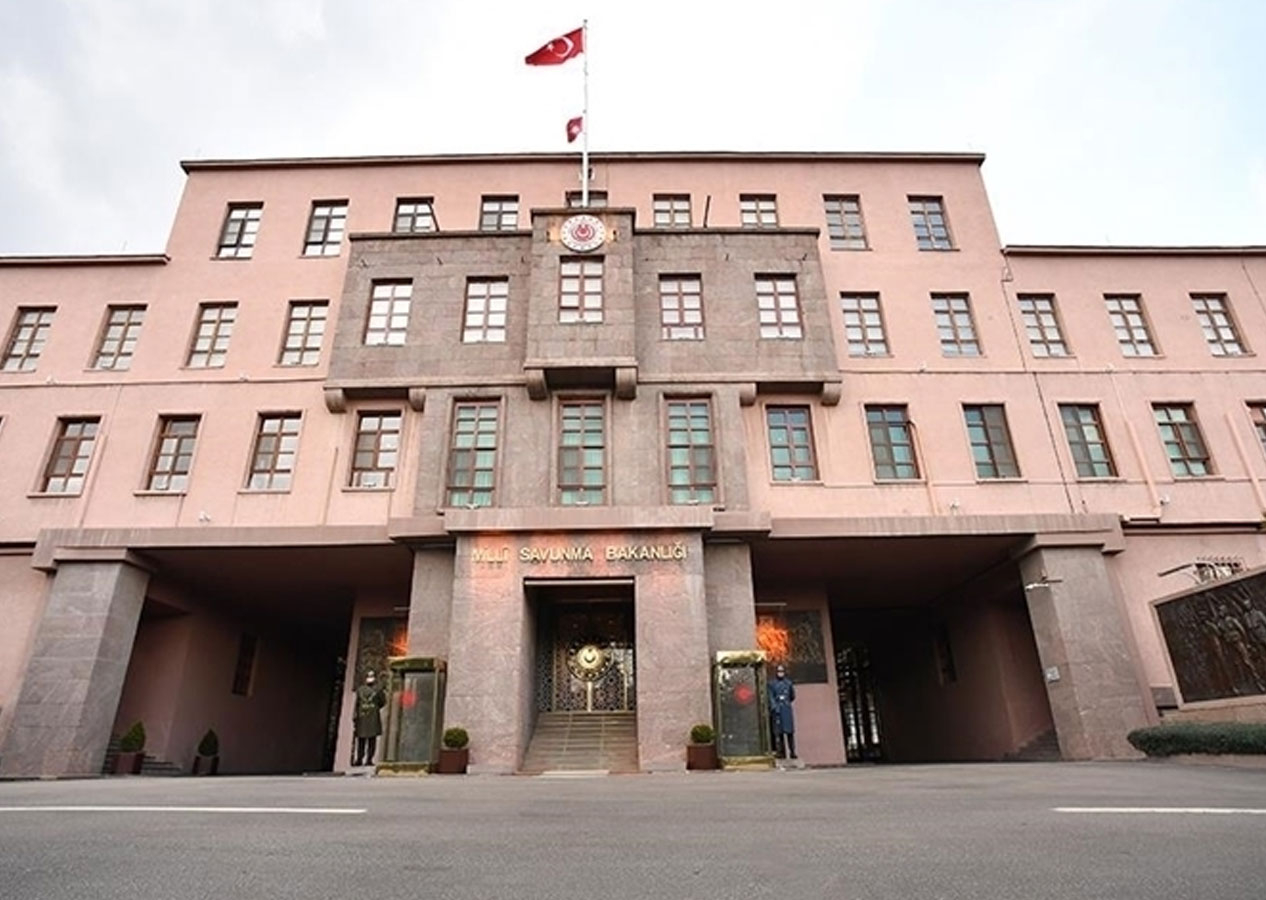 Nusaybin'deki bayrak provokasyonuyla ilgili MSB'den açıklama: İdari tahkikat başlatıldı