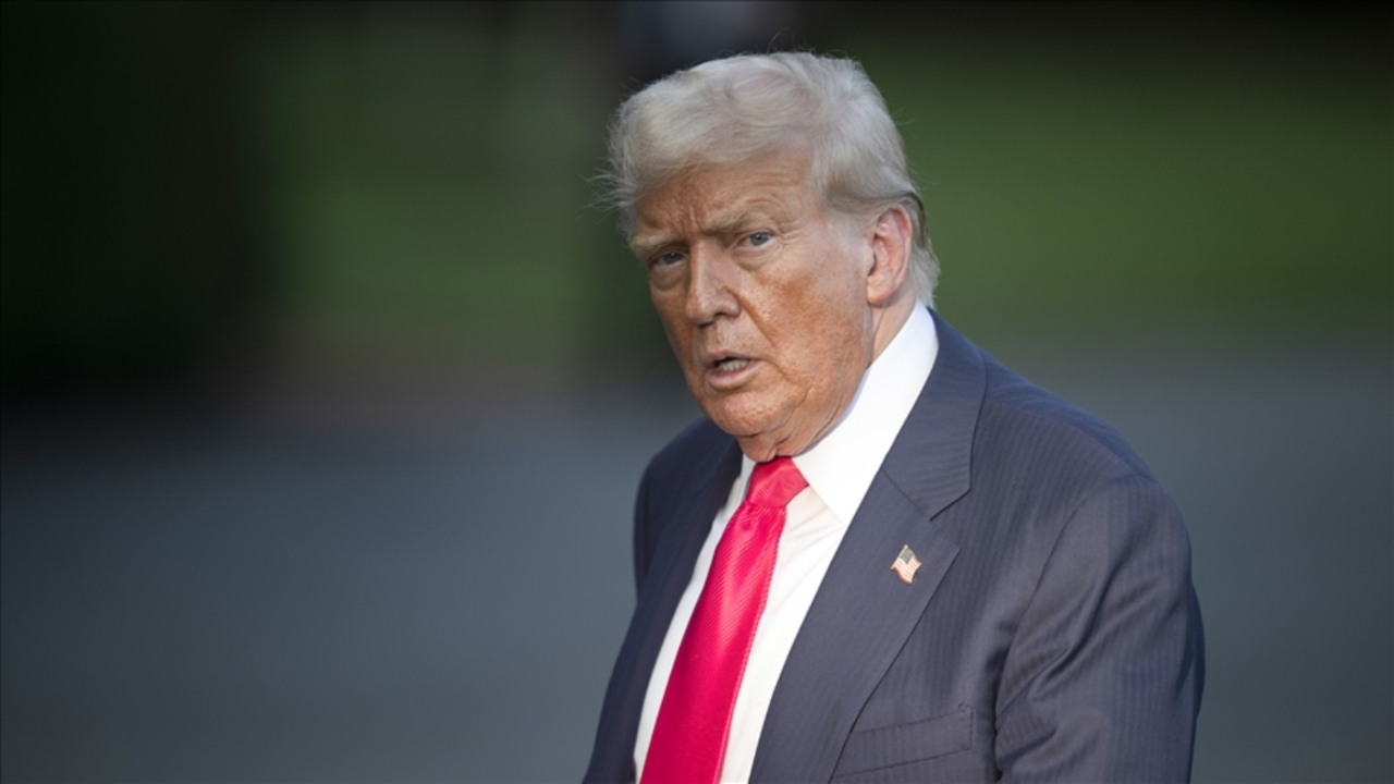 Davos yolunda panik! Trump'ın uçağı neden havadan döndü? Tüm ışıklar söndü, Washington'a acil dönüş...