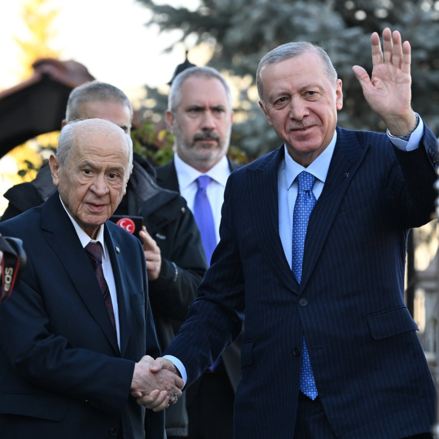 Gözler Beştepe'de... Cumhurbaşkanı Erdoğan ve Bahçeli'den kritik "sınır ve bayrak" zirvesi! Saat belli oldu