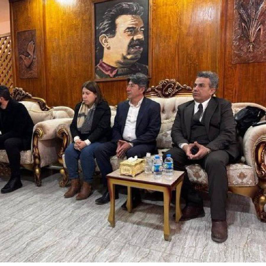 DEM vekilleri YPG saflarında: Bu ziyaretin bir bedeli olmayacak mı?
