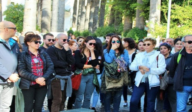 Birce Akalay, DJ Hasan Köseoğlu'nun cenazesinde gözyaşlarına boğuldu!