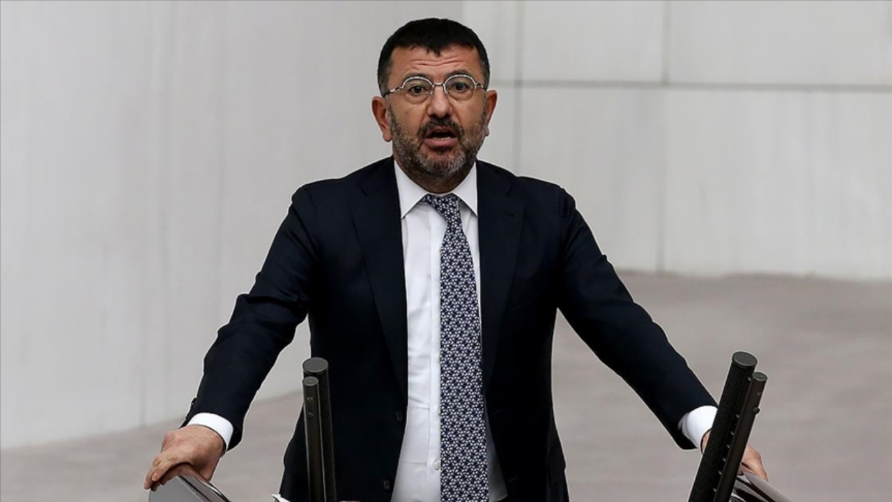 Ankara'da Veli Dayı'n varsa işin hazır! CHP'li Veli Ağbaba'nın 'dayı' listesi ifşa oldu: Yeğenler İzmir'de, Baldız kızı Mersin'de!