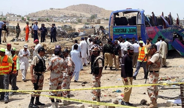 Pakistan'da feci kaza: 24 ölü, 50 yaralı...