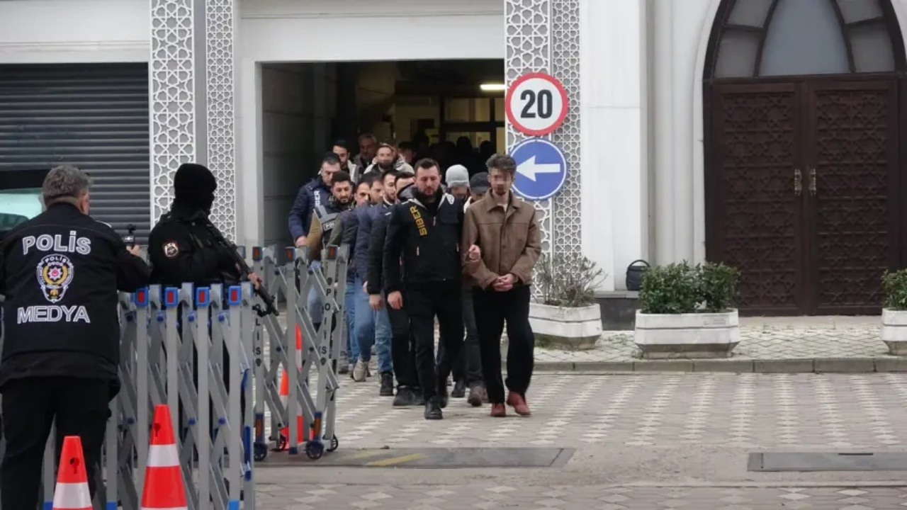 Dolandırıcıların yeni silahı yapay zeka: Sahte kadın profilleriyle 484 milyon liralık vurgun