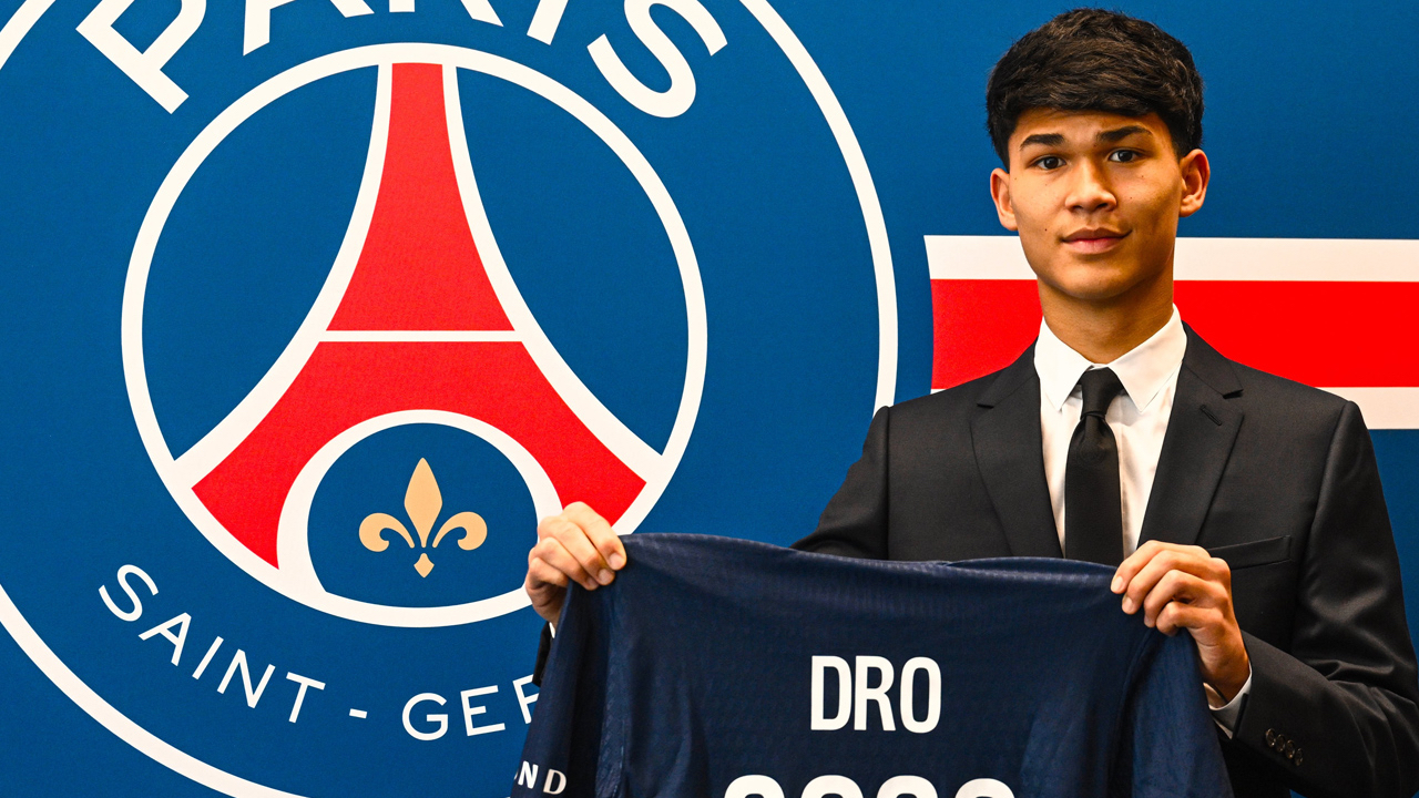 Barcelona'yı karıştıran transfer! PSG Dro Fernandez'i açıkladı