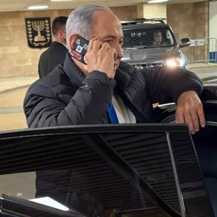 Netanyahu'nun telefonu dikkat çekti! Fotoğraftaki bir detay çok konuşuldu: Korkunun ecele faydası yok!