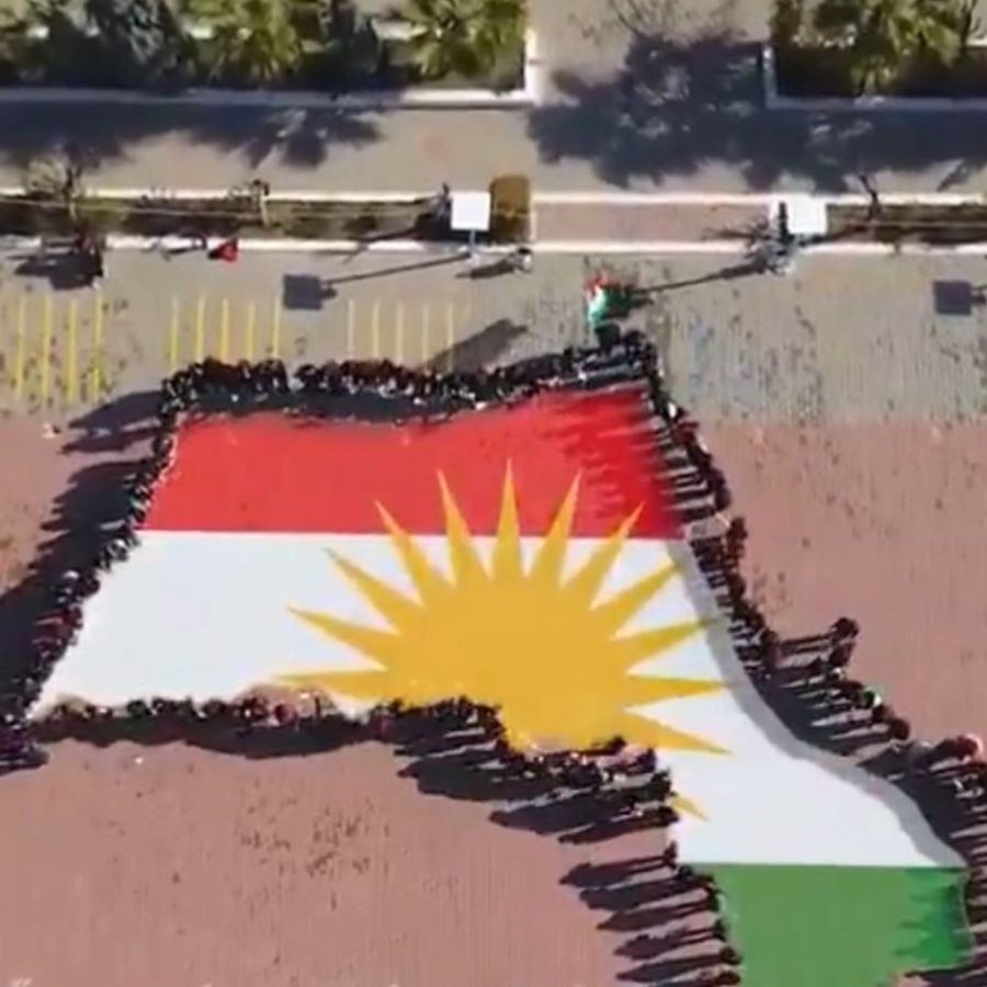 Barzani'den propaganda! Türkiye'nin içinde olduğu Kürdistan haritası eğitimi verdiler...
