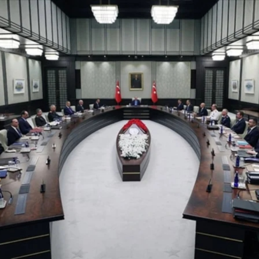 Beştepe'de kritik zirve: 2026'nın ilk MGK'sı toplandı! Masada 'Yeni Suriye' var...