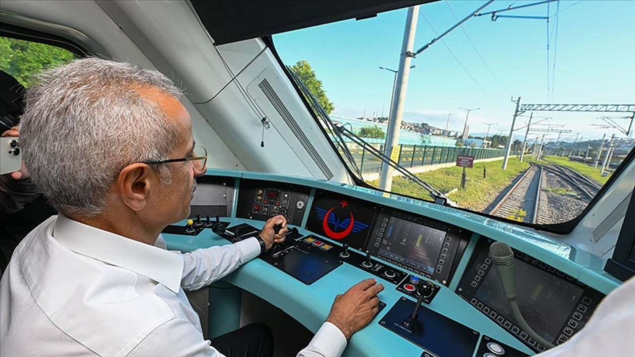 Bakan Uraloğlu duyurdu: Aksaray'a hızlı tren geliyor