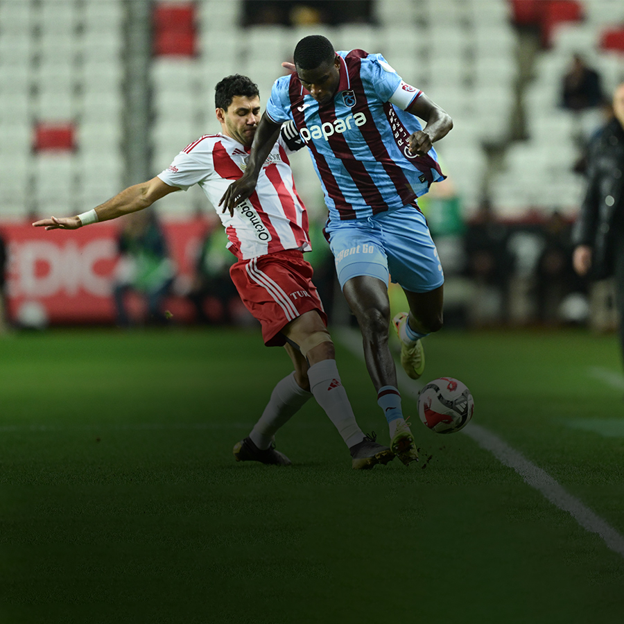 Trabzonspor deplasmanda Antalyaspor ile berabere kaldı