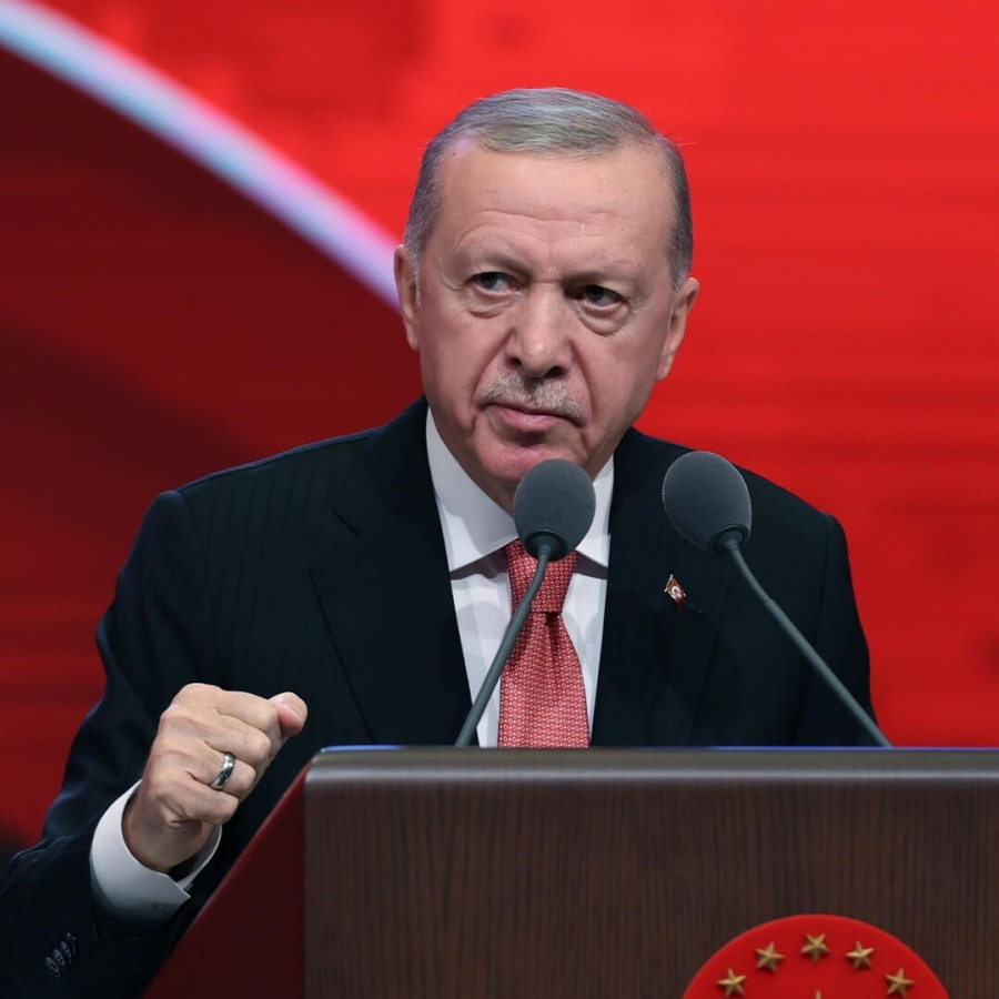 Cumhurbaşkanı Erdoğan yeni yol haritasını açıkladı! "2026, Türkiye Yüzyılı'nın 'hasat' ve 'şahlanış' yılı olacak"