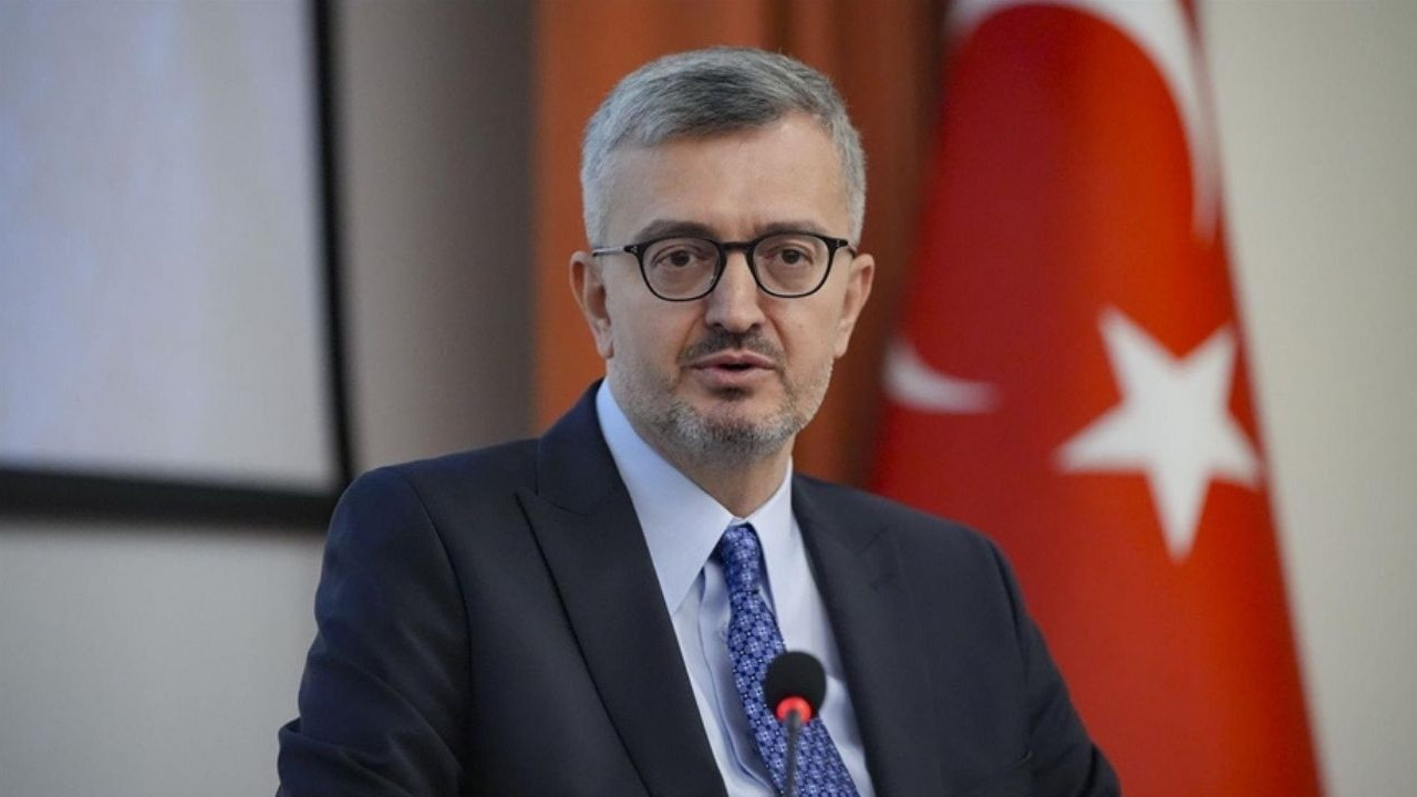 İletişim Başkanlığı FETÖ'cü 379 sosyal medya hesabını deşifre etti
