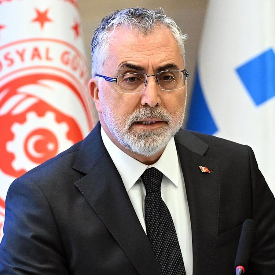 Bakan Işıkhan: İşsizlik oranı son 25 yılın en düşük seviyesine geriledi