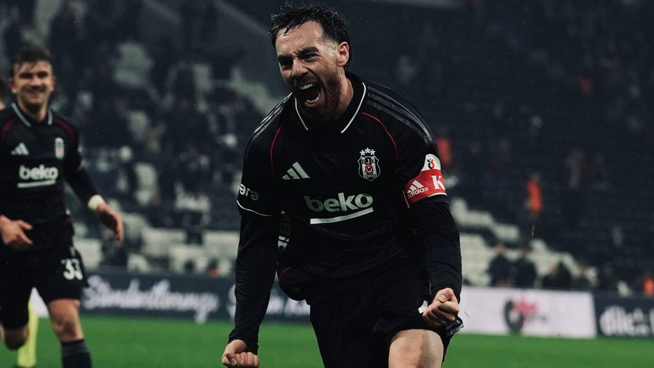 Orkun Kökçü açıldı bir kere