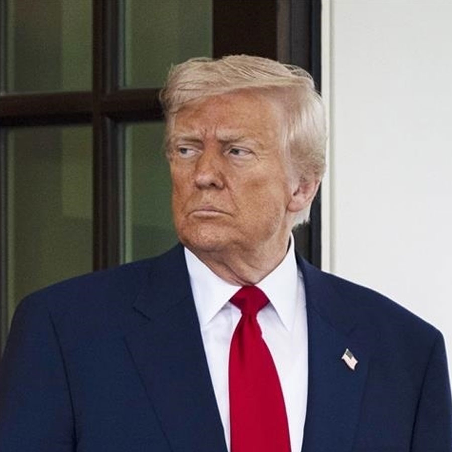 Esptein dosyalarında yer alan FBI raporu: Trump, İsrail tarafından ele geçirildi