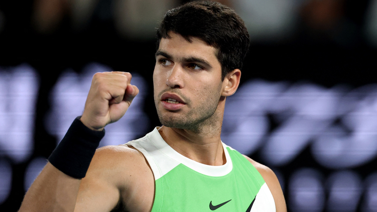 Avustralya Açık'ta Novak Djokovic'i yenen Carlos Alvaraz şampiyon oldu