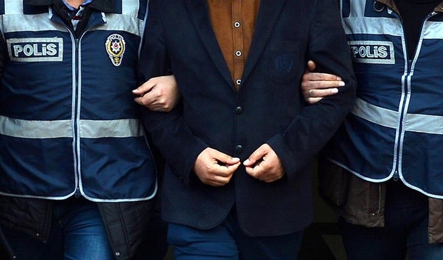 Lise müdür yardımcısı öğrencilere cinsel istismardan tutuklandı...