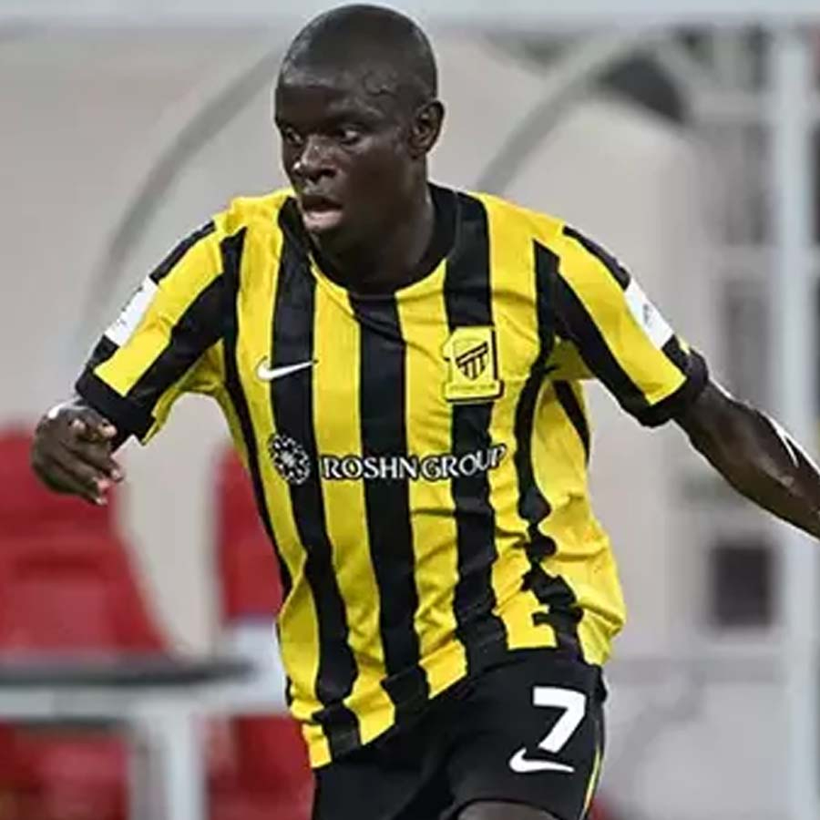 Film gibi transfer gerçekleşti! Fenerbahçe N'Golo Kante'yi resmen açıkladı