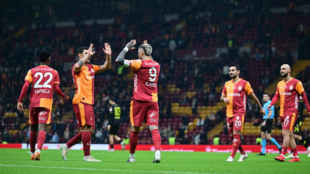 Galatasaray, İstanbulspor'u rahat geçti