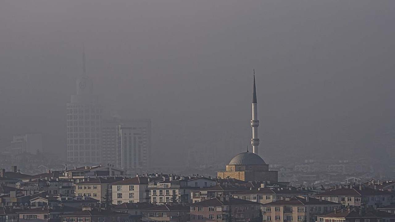 Sincan OSB’deki o görüntüler “pes” dedirtti! Başkent’te hava kirliliği alarm verilecek düzeylerde