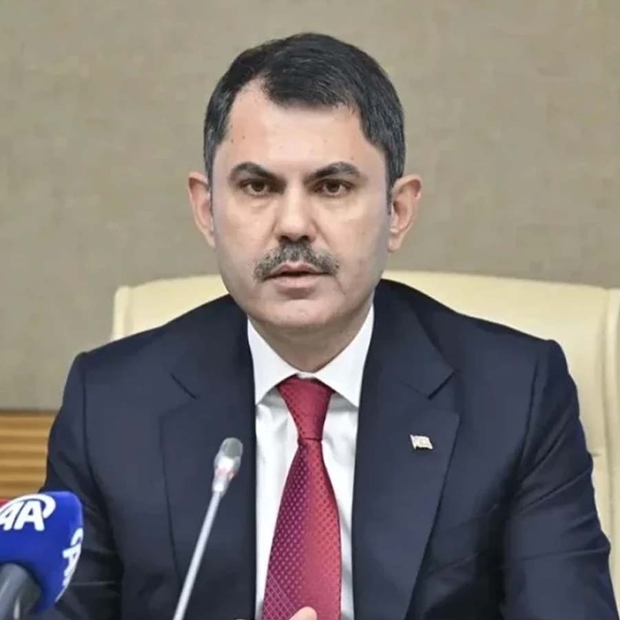 Çevre, Şehircilik ve İklim Değişikliği Bakanı Murat Kurum'dan CHP Genel Başkanı Özgür Özel'e vesayet tepkisi: Gölgede duranın gölgesi olmaz