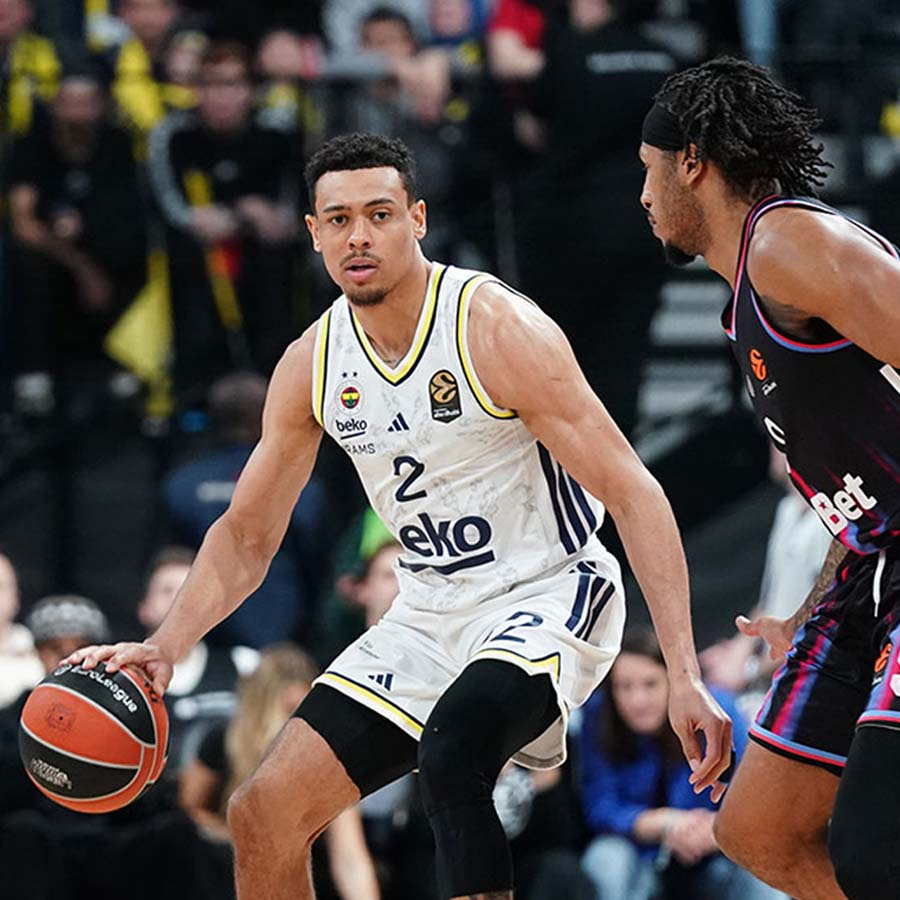 Fenerbahçe Beko son nefeste! Paris’i geriden gelerek mağlup ettiler