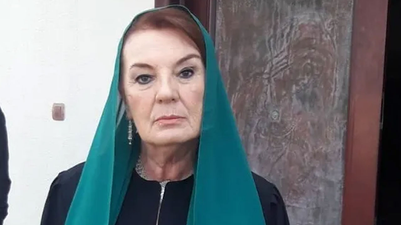 Usta oyuncu Nevin Efe hayatını kaybetti!
