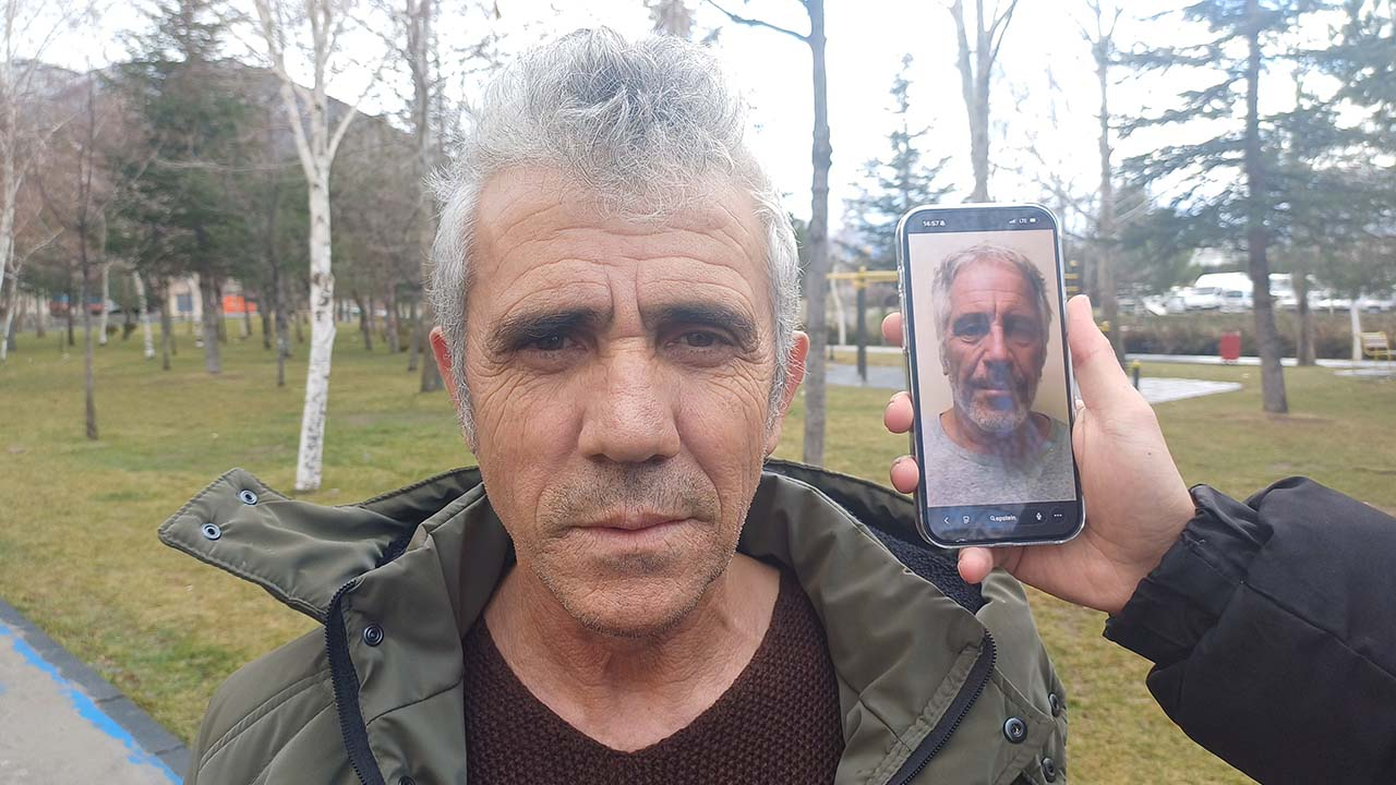 Kayseri'de Epstein'e benzeyen adam isyan etti! "Saçlarıma değişik bir tarz vereceğim ve o adama benzemekten uzaklaşmaya çalışacağım"