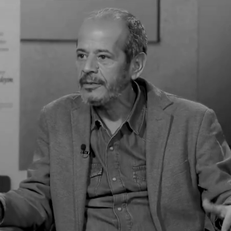 Bir direnişçi kalem sustu... Edebiyat dünyasının acı kaybı! Yazar Bülent Akyürek vefat etti