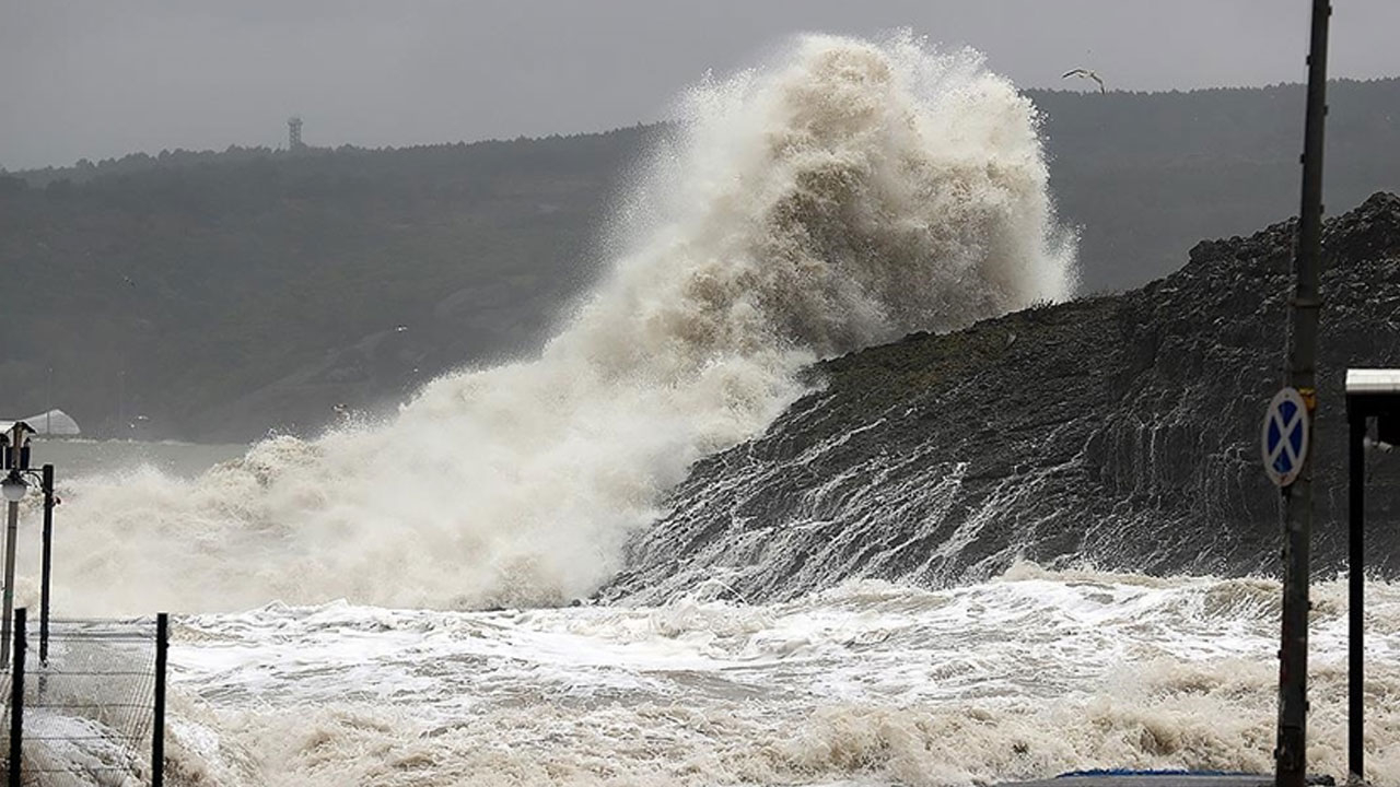 Meteoroloji’den Kuzey Ege’ye fırtına uyarısı geldi