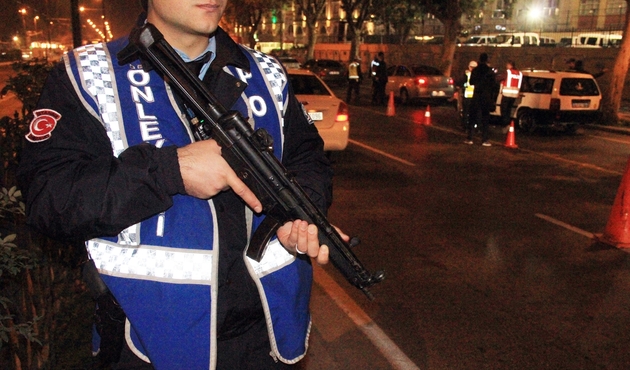 İstanbul’da 5 bin polisle ‘Yeditepe Huzur Uygulaması’...