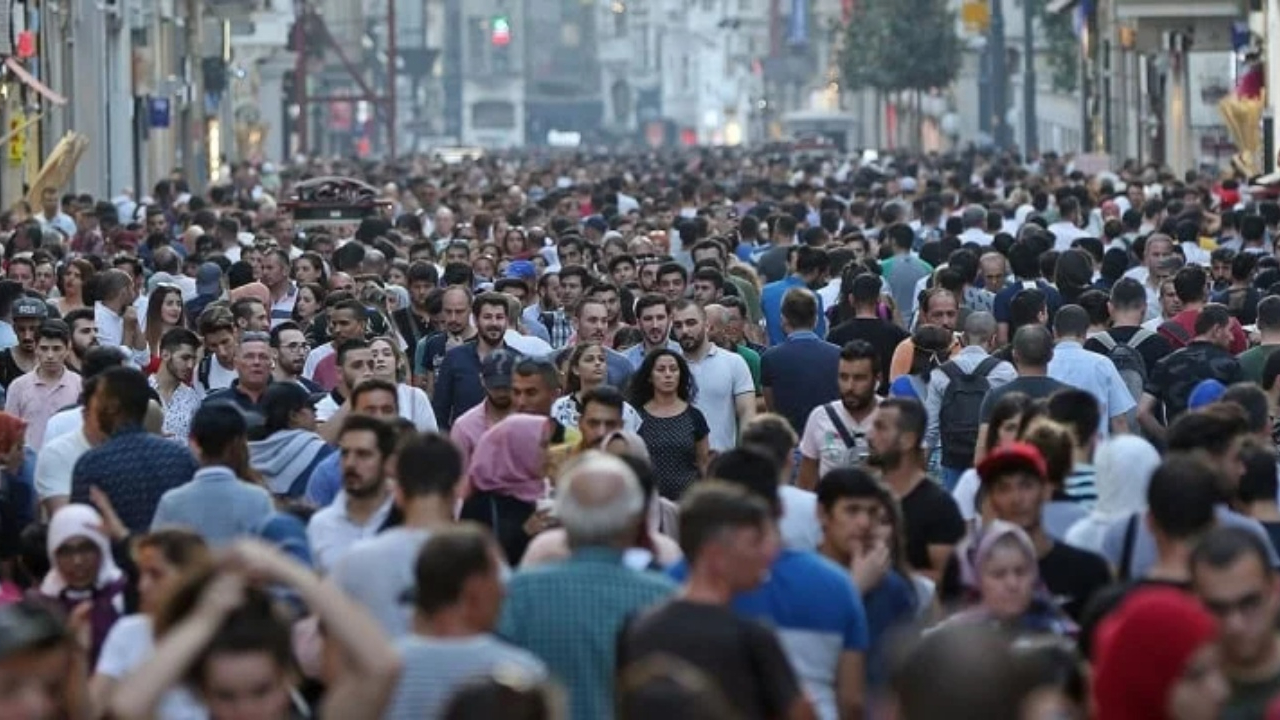 2025'te 427 bin kişi artış! Türkiye'nin nüfusu 87 milyona dayandı