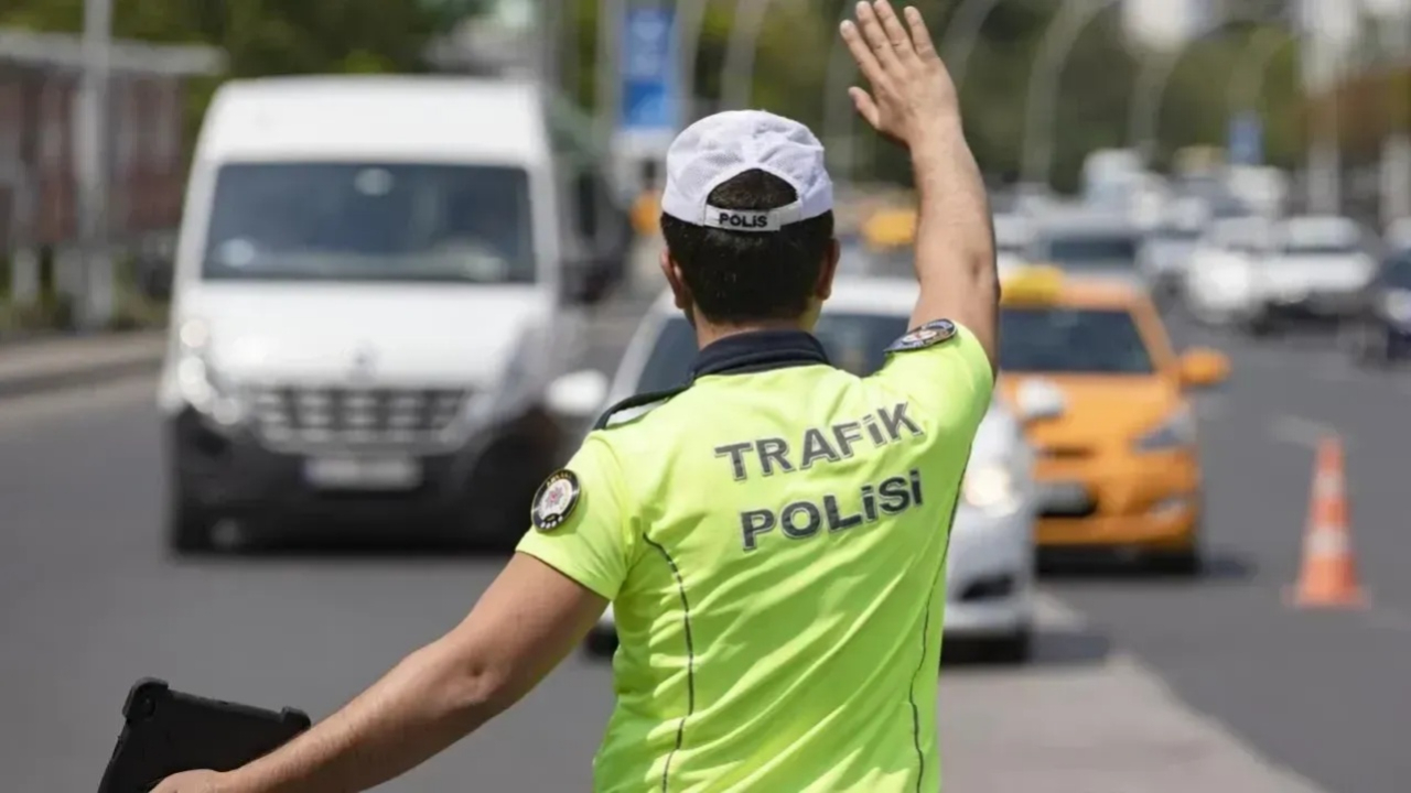 Trafikte yeni ceza dalgası başlıyor! Aracını başkasına kullandırana 198 bin TL ceza geliyor