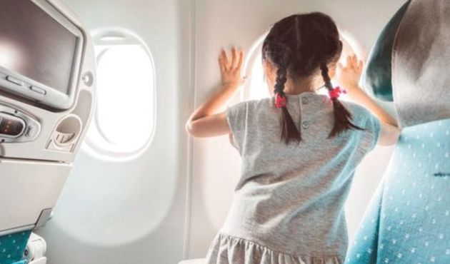 Cenevre'den Kostarika'ya biletsiz, pasaportsuz uçtu