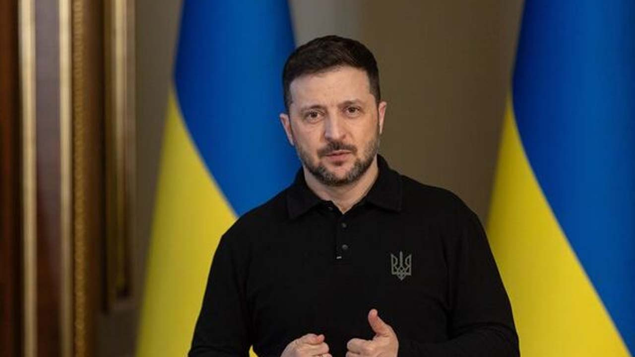 Ukrayna Devlet Başkanı Volodimir Zelenski: 1400'ün üzerinde bina ısıtmasız kaldı