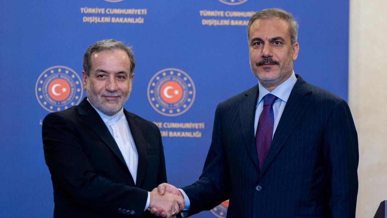 Türkiye'den Orta Doğu'daki gerilimle ilgili ilk açıklama! "Arabuluculuğa hazırız! Tarafları saldırılara bir an önce son vermeye davet ediyoruz"